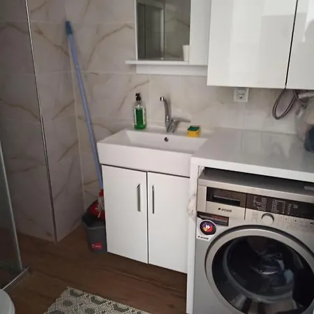 Haftalik Aylik Kiralik 1+1 * 库萨达斯