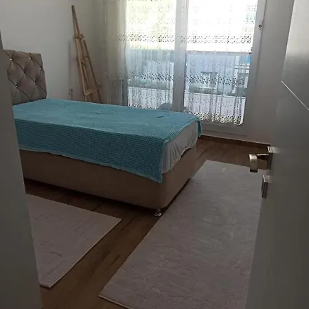 Haftalik Aylik Kiralik 1+1 公寓